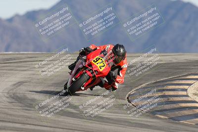 media/Nov-16-2025-Race Pace (Sun) [[8c5fa54630]]/Verified Riders/8-Turn 12 (120pm)/